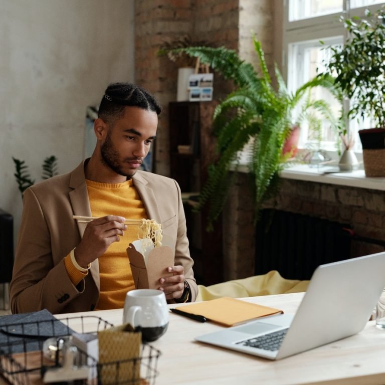 Photo by Tony Schnagl from Pexels 10 Productivity Tips for Entrepreneurs
