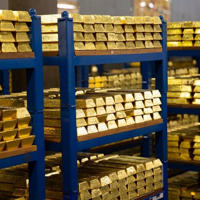 Top 10 African countries by gold reserves in 2025
