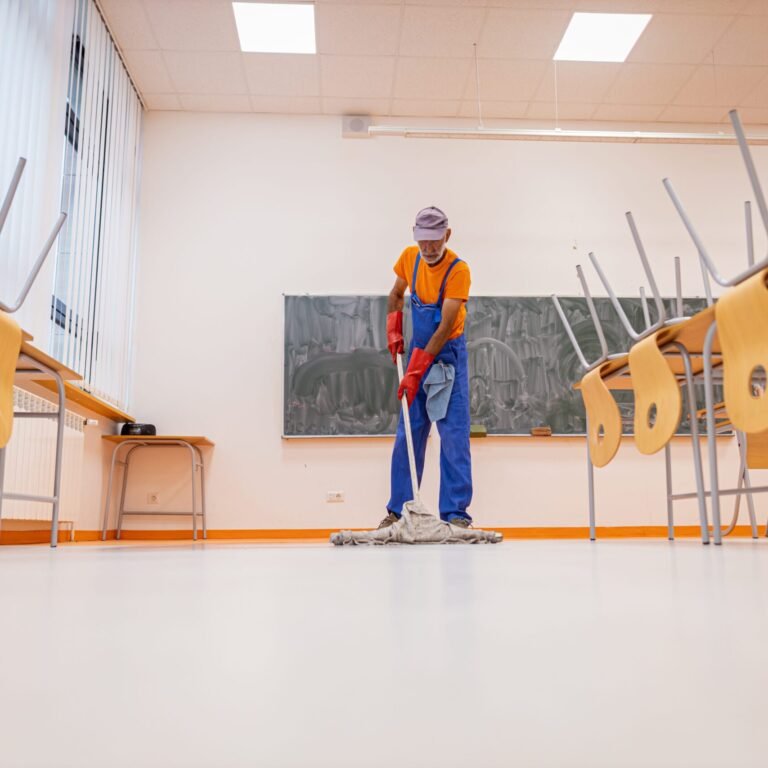 Ghana increases national daily minimum wage by 10%