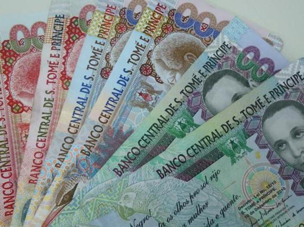 Top 10 African countries with the weakest currencies in February 2025