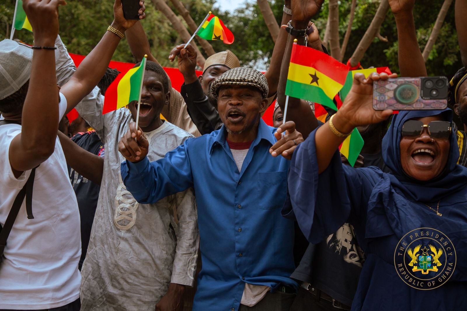 John Mahama notes that Ghana may be able to end the quarrel in West Africa