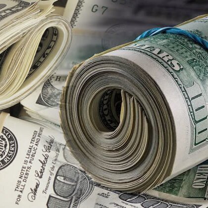 Nigeria’s corruption watchdog recovers nearly $500 million in one year