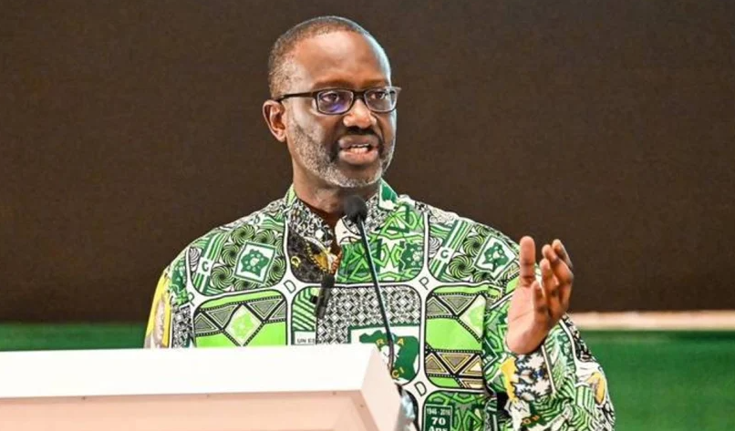 Ivory Coast court blocks top presidential candidate over French links