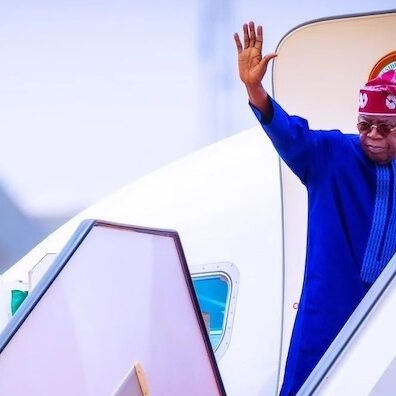 Nigeria’s President jets to Paris for 2 weeks to review his performance