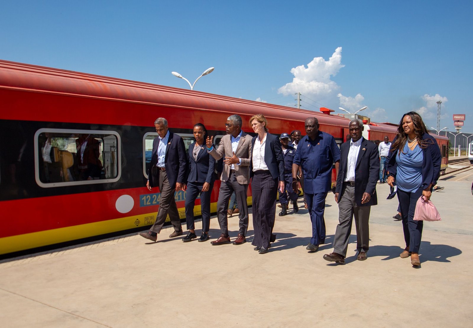 U.S. diplomats in Africa will be rated on commercial deals struck, not aid spent