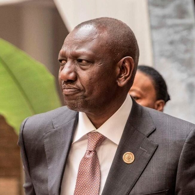 History repeats itself: Kenyan president Ruto gets a shoe thrown at him George Bush style