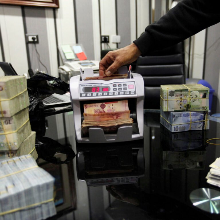 Libya to print $11 billion worth of dinars to ease cash crunch