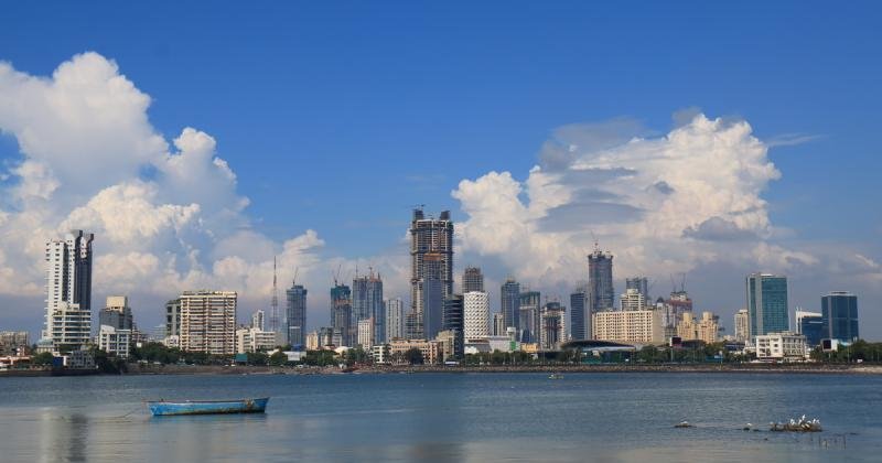 JPMorgan becomes first US bank to resume dollar clearing in Angola