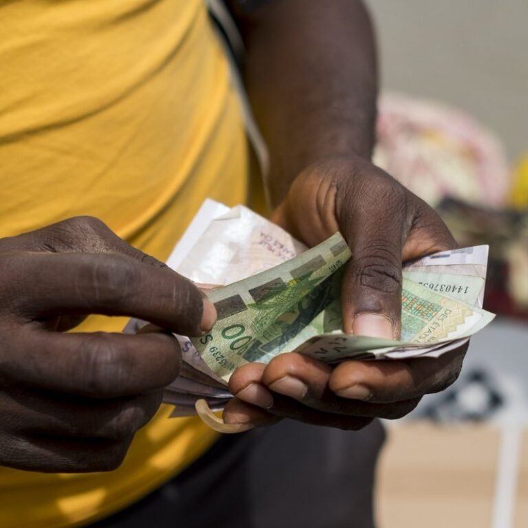 Mali to pay $554 million to clear local company arrears after back payment from miners