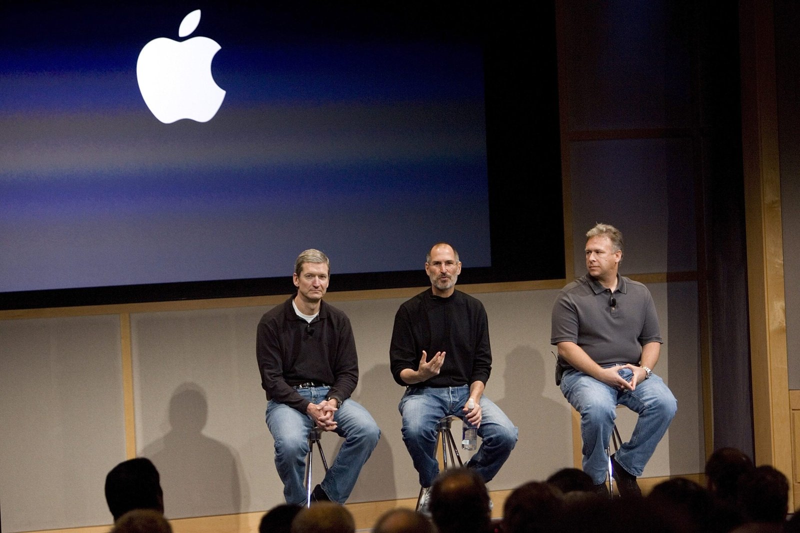 Apple overtakes Nvidia as world’s most valuable company, supported by over $3 Billion in revenues across Africa
