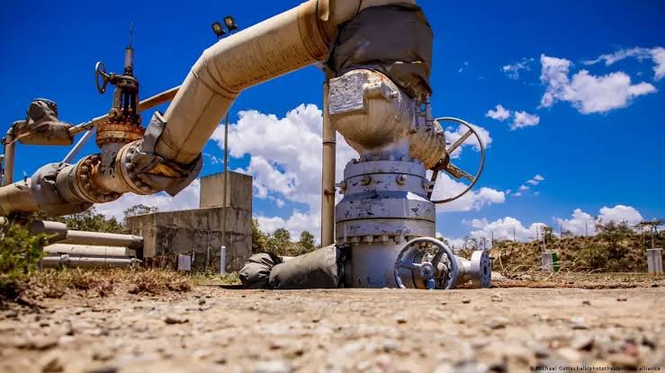 Africa’s landlocked copper powerhouse to reopen its only fuel-import pipeline to multiple suppliers in January after IMF push