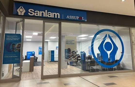 South Africa’s largest general insurer faces stock-market exit as Sanlam offers shareholders a 26.6% premium